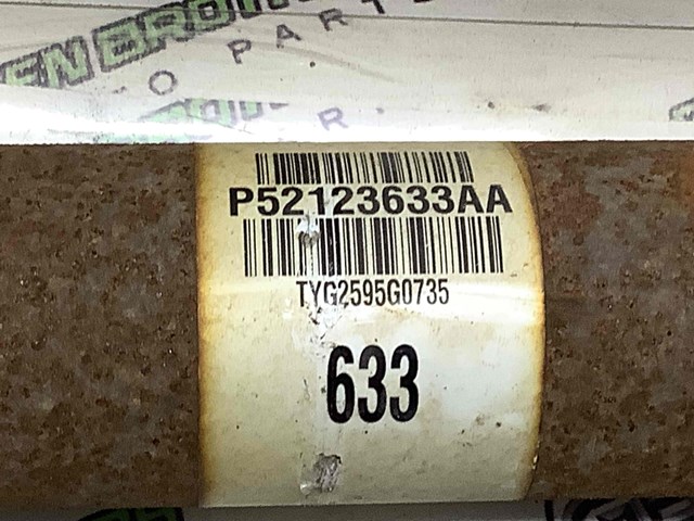 Вал карданний задній 52123633AA CHRYSLER