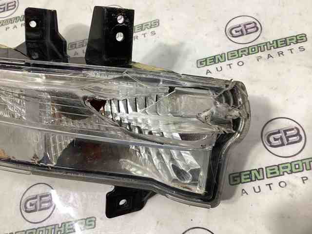 Габарит-покажчик повороту, лівий 55112721AA CHRYSLER