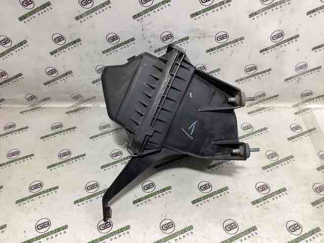 Корпус повітряного фільтра 68060812AA CHRYSLER