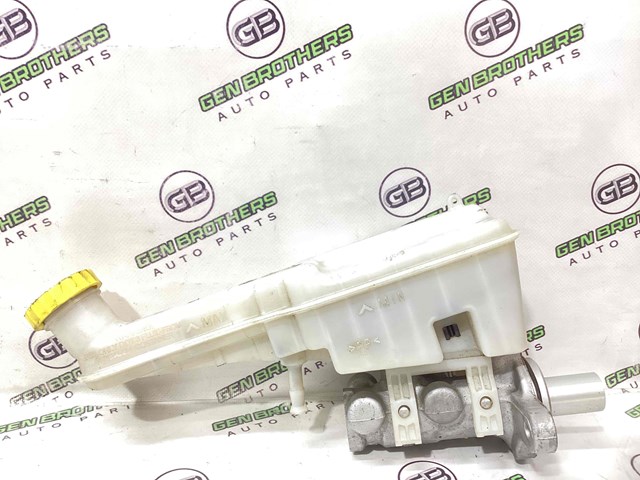 Циліндр головний гальма (Гідротормоз) 68100294AA CHRYSLER