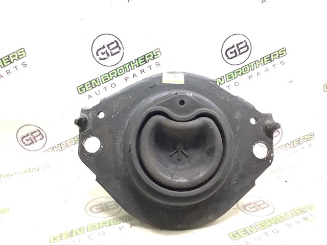 Подушка (опора) двигуна, ліва/права 68110950AC CHRYSLER