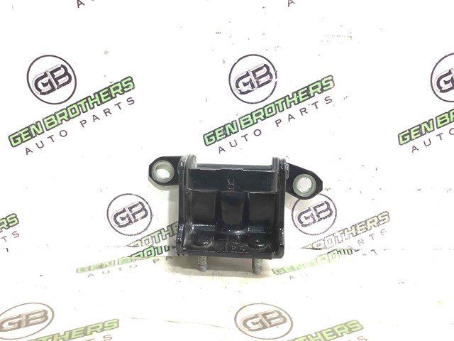 Петля задніх правих дверей 824009AM0A NISSAN