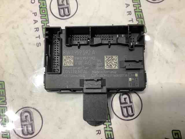 Блок комфорту передніх дверей 8W0959592A VAG