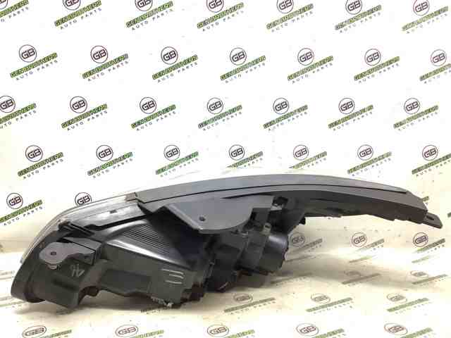 Фара основна права 92102C2000 HYUNDAI