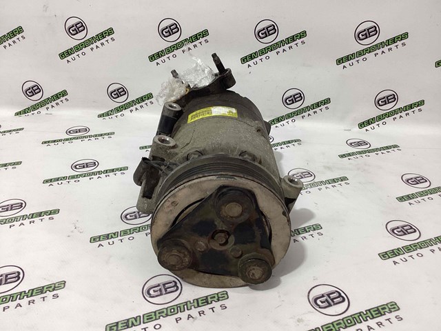 Насос кондиціонера LR041117 LAND ROVER