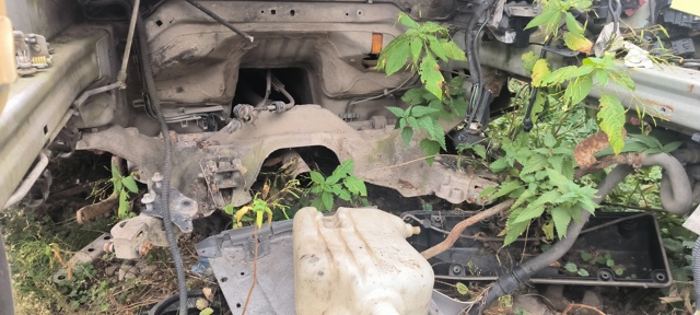 Балка передньої підвіски, підрамник 3502CQ PEUGEOT