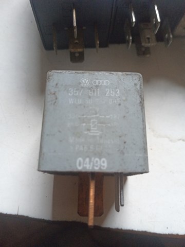 Реле свічок накалу 357911253 VAG