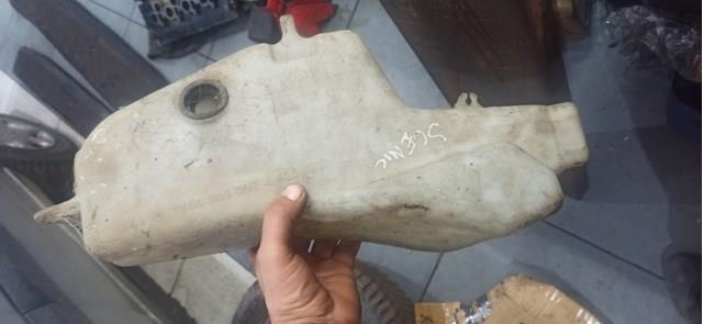 Бачок омивача скла 7700843902 RENAULT