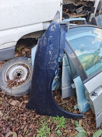 Переднє праве крило 7841S1 PEUGEOT