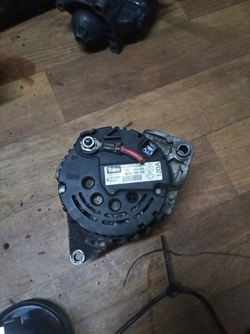 Генератор автомобільний 8200054588 RENAULT
