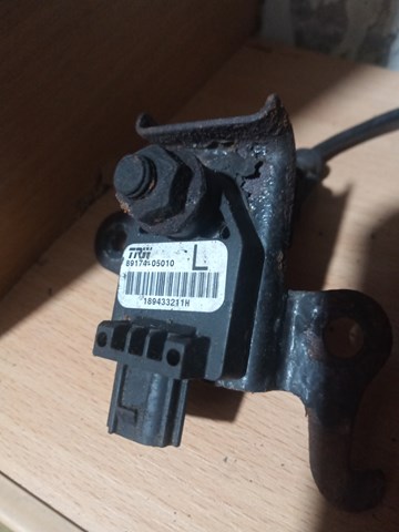 Датчик Ейрбег передній 8917405010 TOYOTA