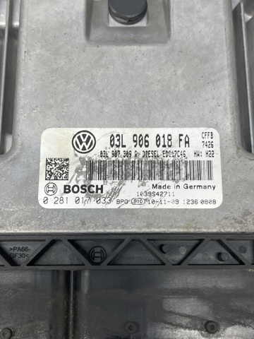 Комп'ютер двигуна 03L906018FA VAG