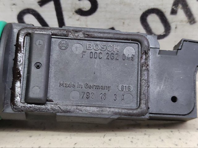 Витратомір повітря 06A906461N VAG