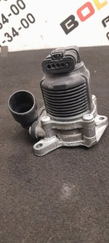 Клапан подачі вторинного повітря 06K131097H VAG