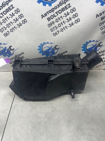 Корпус повітряного фільтра 1211681 FORD