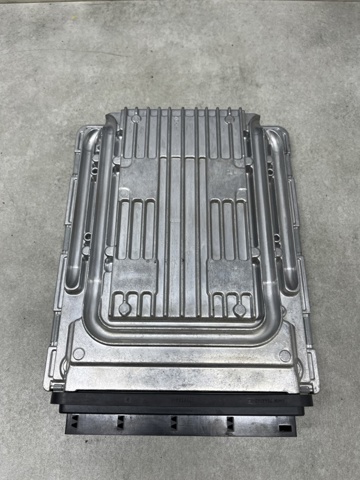 Комп'ютер двигуна 12147649411 BMW