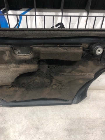Екран двигуна 1260151010 TOYOTA