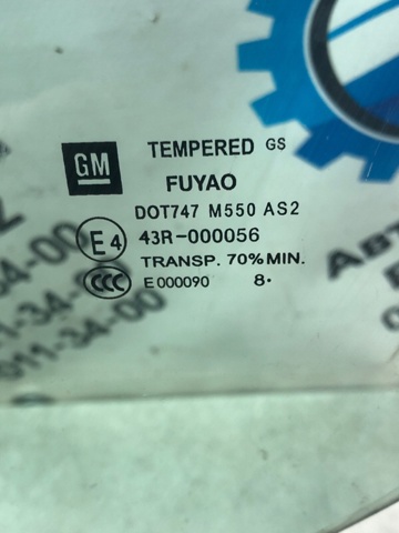 Скло водійських дверей 13227826 OPEL