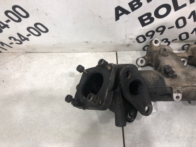Колектор впускний 14001EB300 NISSAN