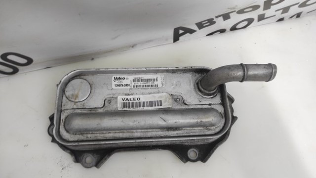 Масляний радіатор охолодження рідини АКПП 157100R01000 TOYOTA