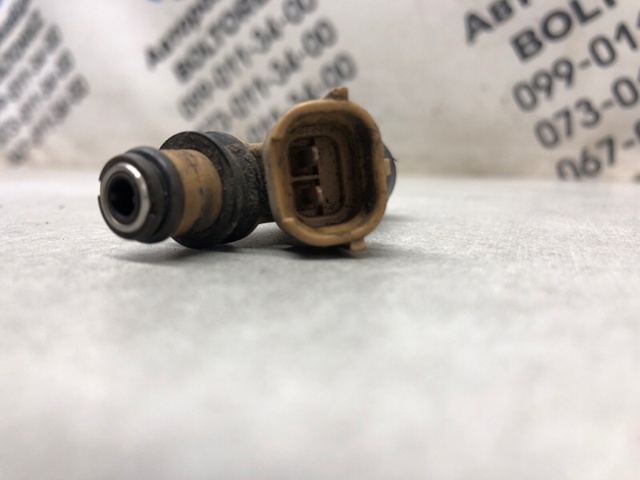 Форсунка інжектора 16611AA650 SUBARU