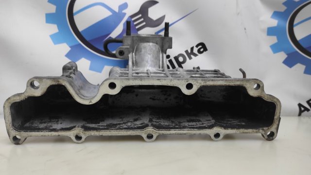 Колектор впускний 171010R010 TOYOTA