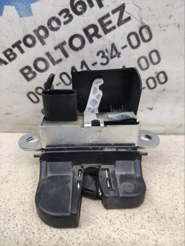 Замок дверей багажника 1K6827505E VAG
