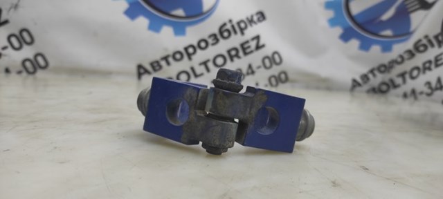 Петля задніх правих дверей 1Z0833402B VAG