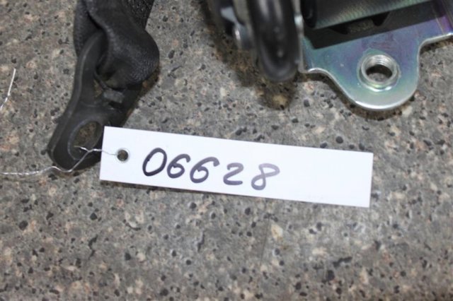 Пасок безпеки задній лівий 2118601386 MERCEDES