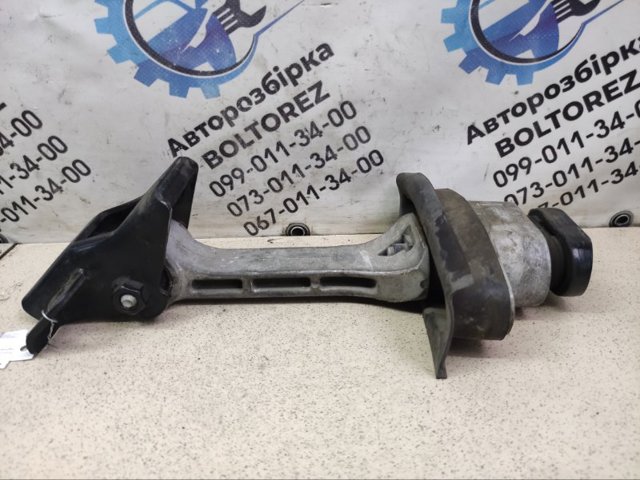 Подушка передньої опори двигуна 219503S000 HYUNDAI