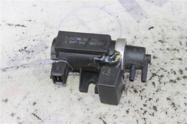 Перетворювач тиску (соленоїд) наддуву / EGR 2247906 BMW