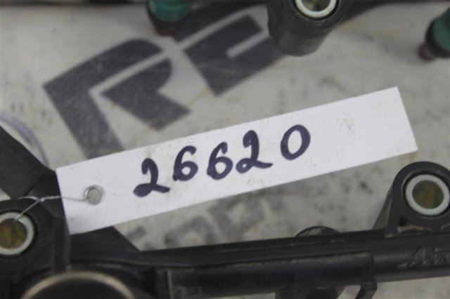 Форсунка дизельна в зборі, розпилювач + тримач 2325031090 TOYOTA