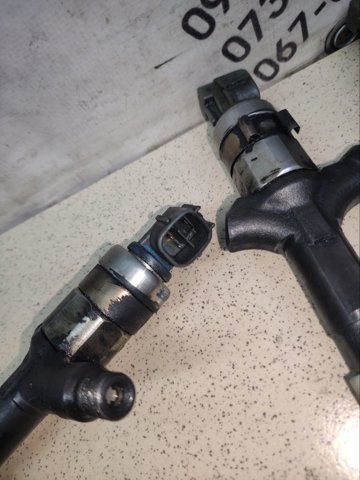 Форсунка вприску палива 2367027030 TOYOTA