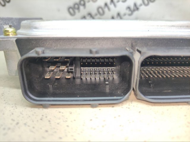 Комп'ютер двигуна 23710EQ44A NISSAN