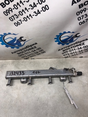 Розподільник палива 2381425022 TOYOTA