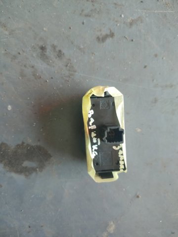 Кнопка аварійки 252905668R RENAULT