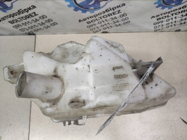 Бачок для омивайки 28910CL70A NISSAN
