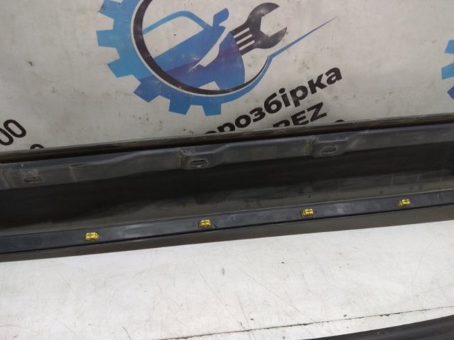 Накладка зовнішня (молдинг) порога, лівий 30653722 VOLVO