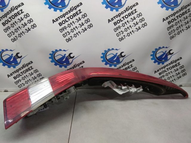 Задній правий стоп 30678751 VOLVO