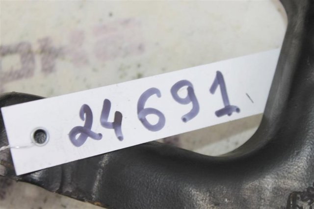 Кронштейн задньої балки 3C0505130A VAG