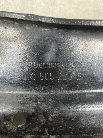 Важіль/тяга задньої підвіски подовжній нижній, лівий 3C0505225B VAG