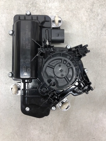 Мотор-привід відкр/закр. замку багажника (3/5-х дв.) 3V5827887C VAG