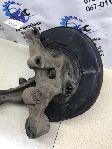 Цапфа поворотного кулака 4230506100 TOYOTA