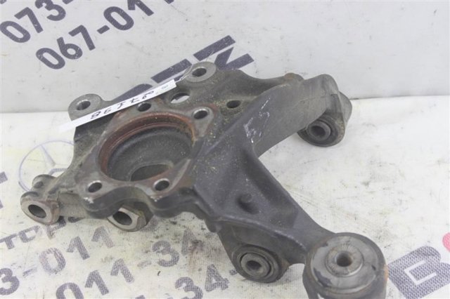 Цапфа поворотного кулака 4230506130 TOYOTA