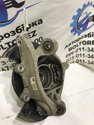 Цапфа поворотного кулака 4230530090 TOYOTA