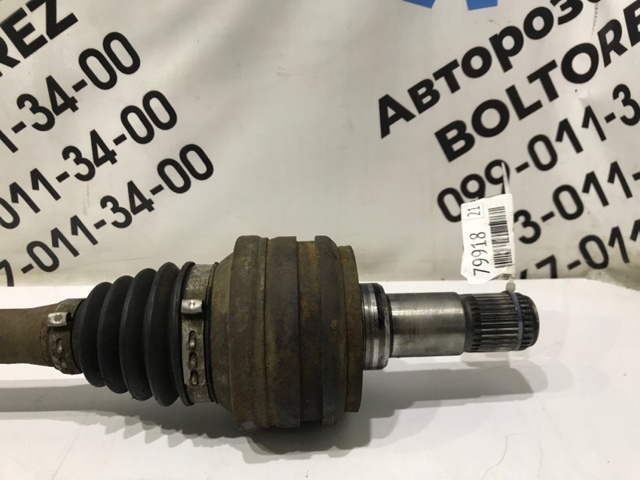 Піввісь задня, ліва 4234030160 TOYOTA