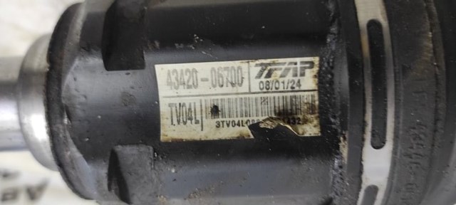 Привід передній лівий 4342006700 TOYOTA
