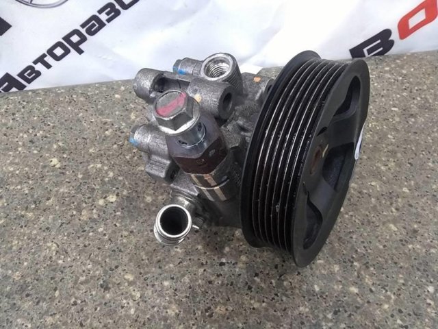 Насос рульового механізму 4431006071 TOYOTA