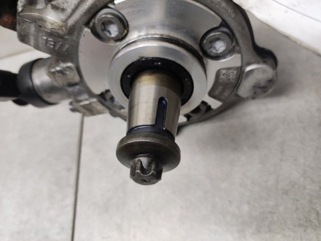 Регулятор тиску палива 445010517 BMW