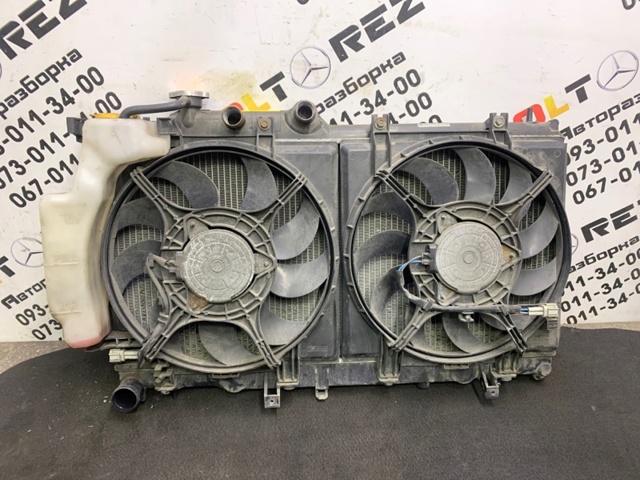 Радіатор водяний 45119AJ020 SUBARU